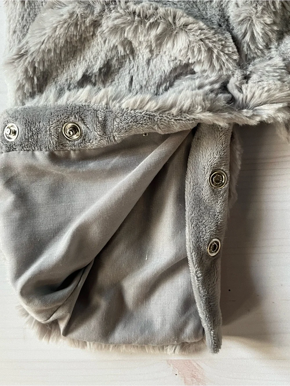 🐭 Pottery Barn Kids Light Gray mouse